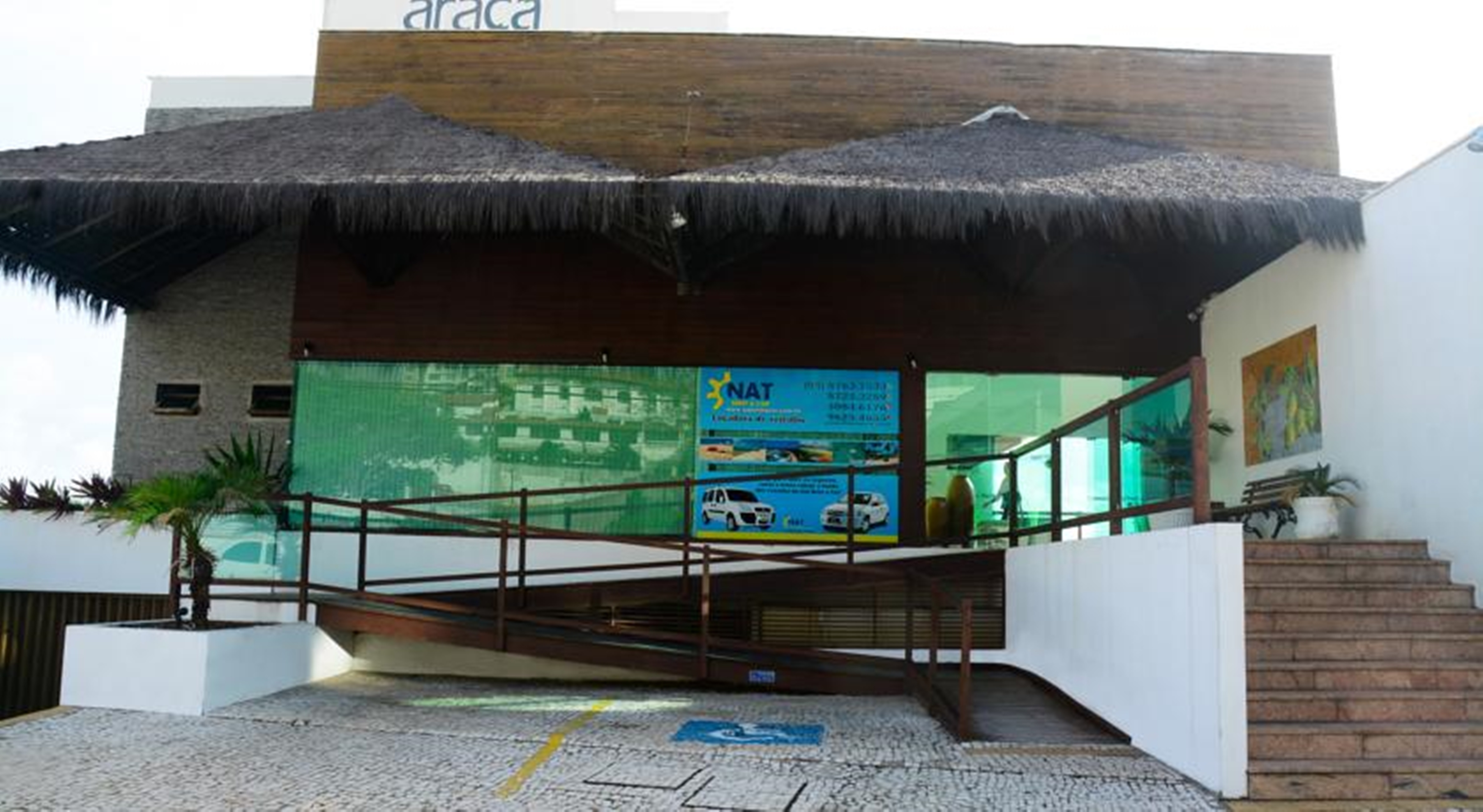 Araca Praia Flat