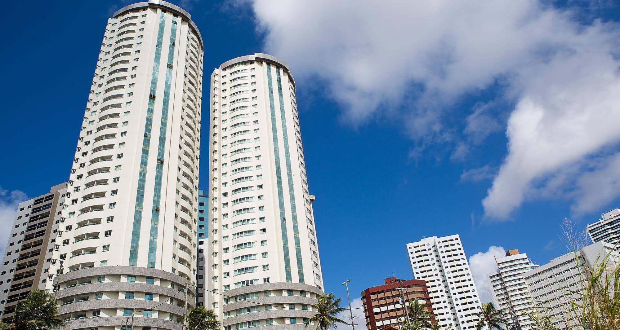 Golden Tulip Ponta Negra