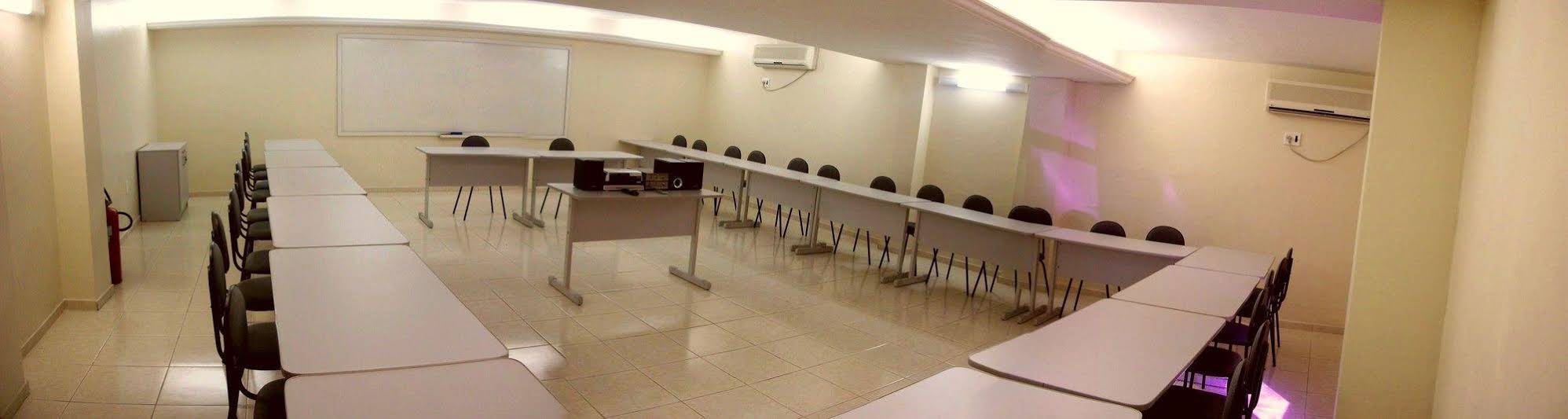 Laina's Place Hotel