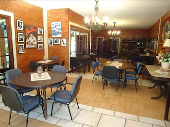 Hotel Bougainville