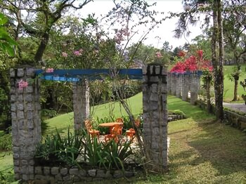 Hotel Bougainville