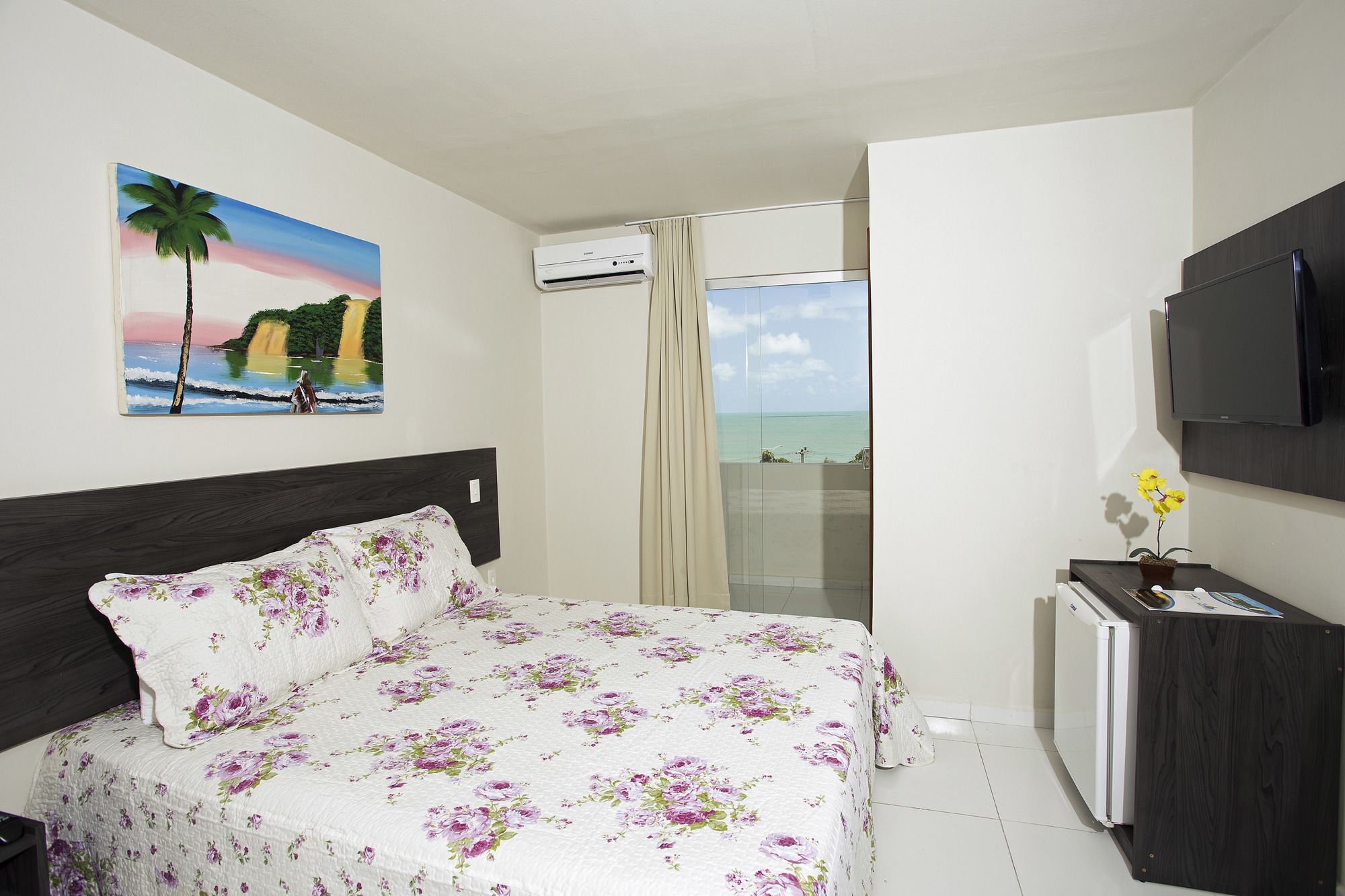 Aram Pronta Negra Hotel