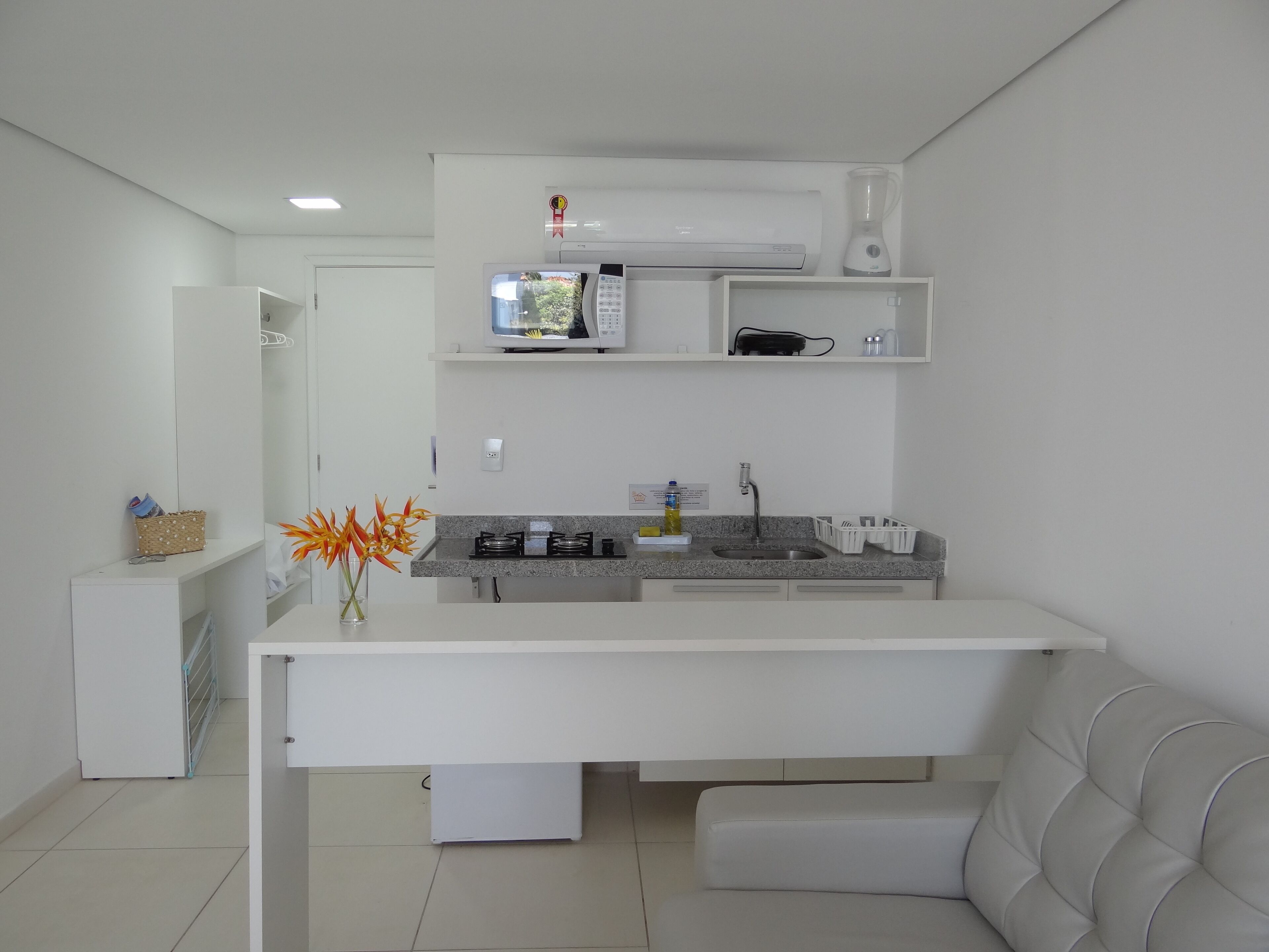 Laguna Beach Flat by AFT