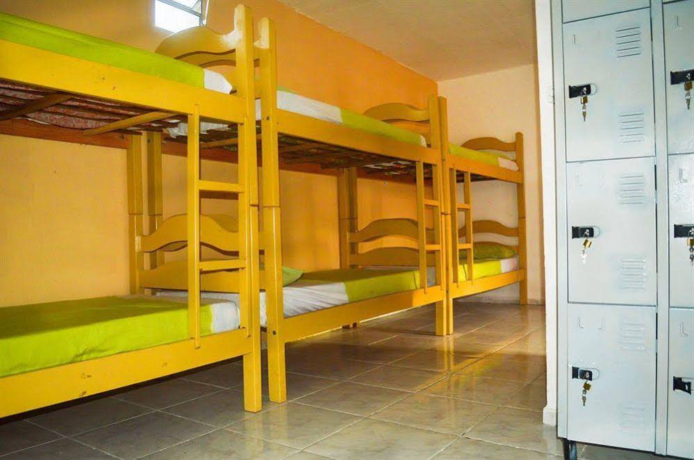 Swell's Hostel & Suites