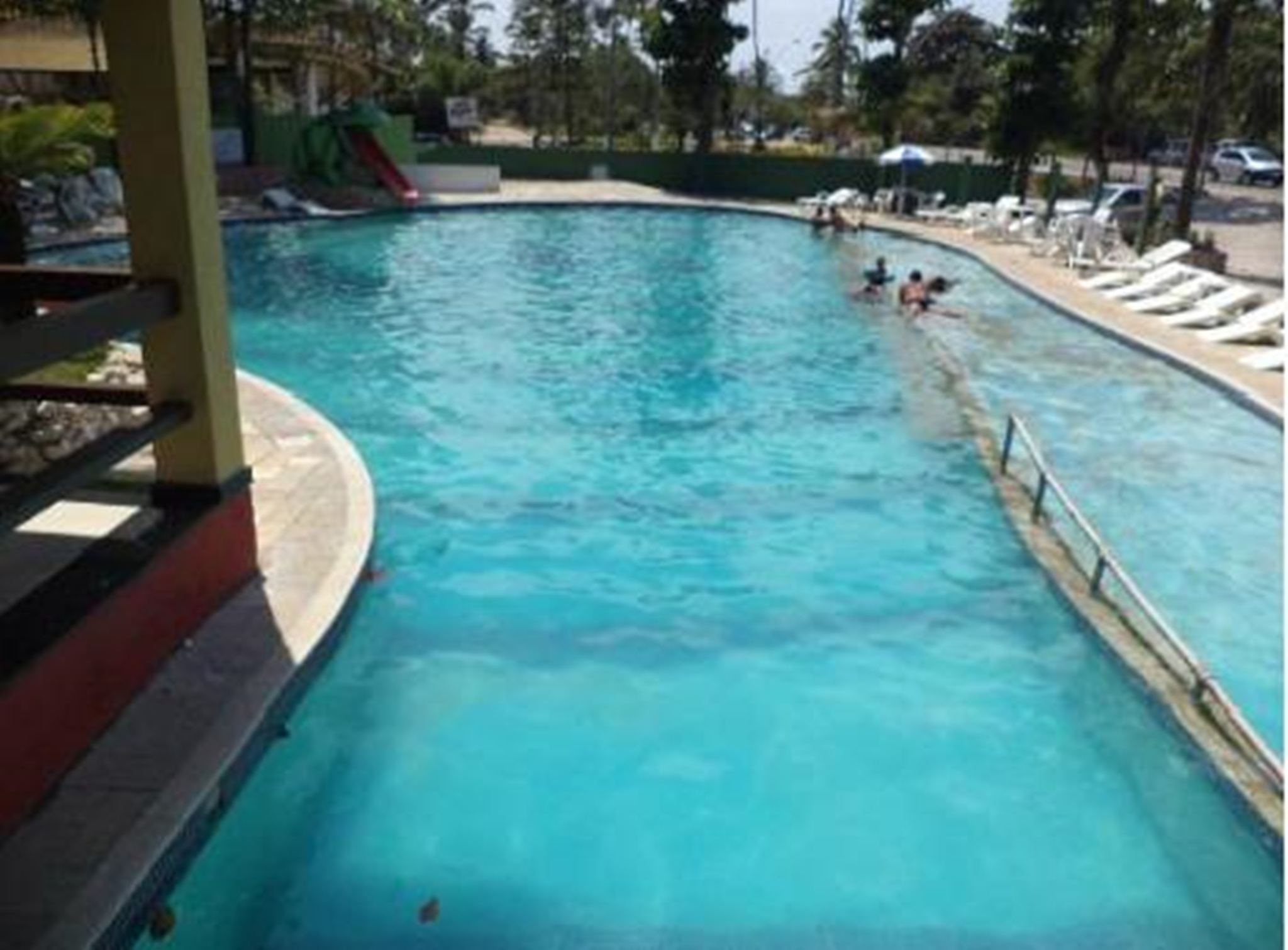 Floral Inn Family Hotel