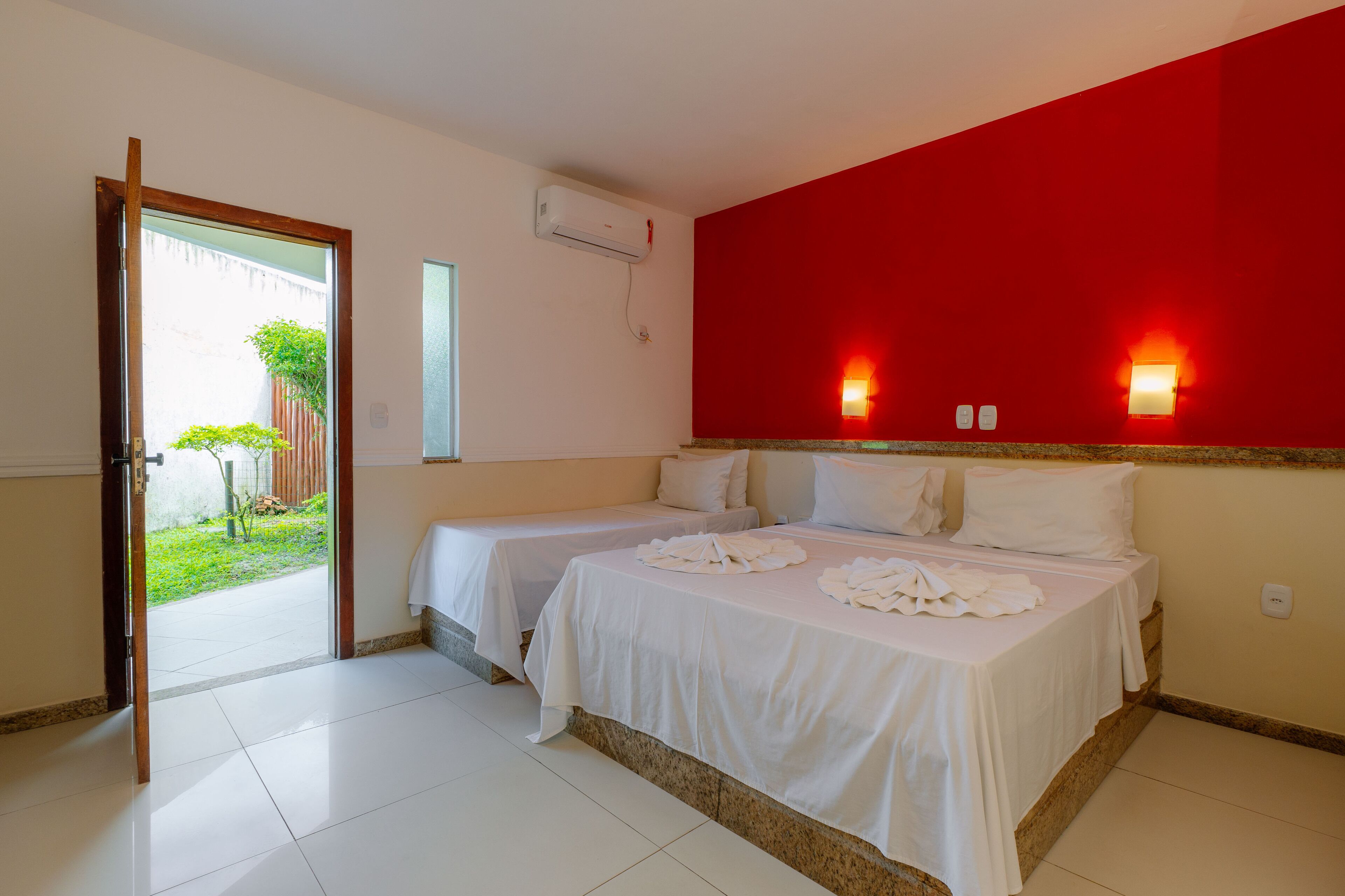Miola Hotel