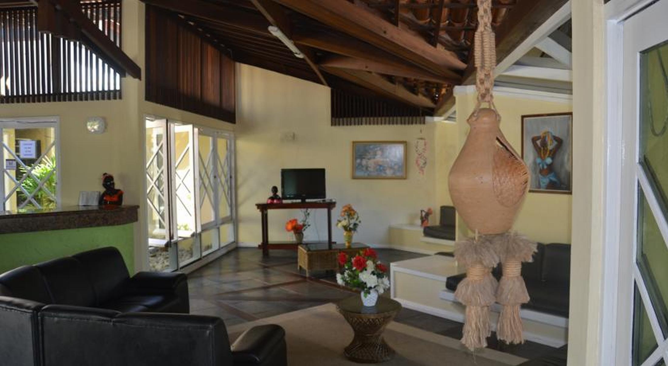 Oasis Praia Hotel