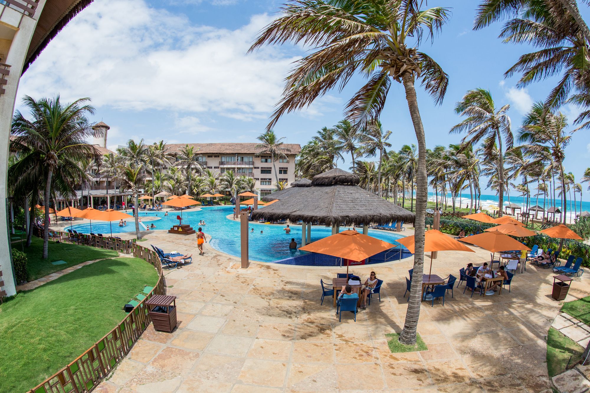 Suites Beach Park Resort