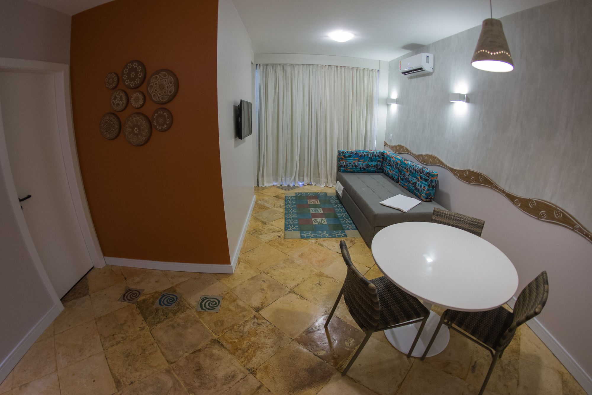 Suites Beach Park Resort