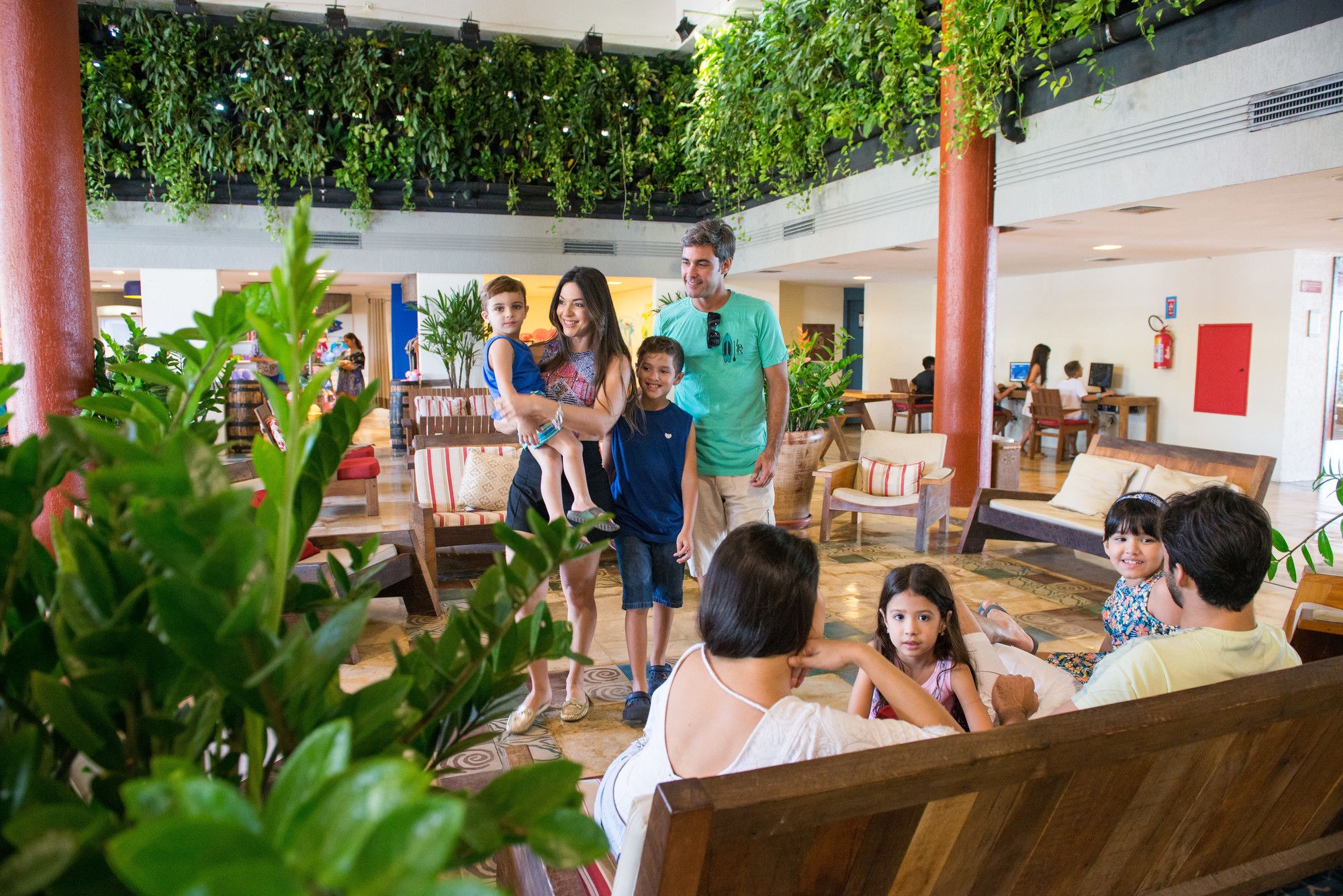 Suites Beach Park Resort