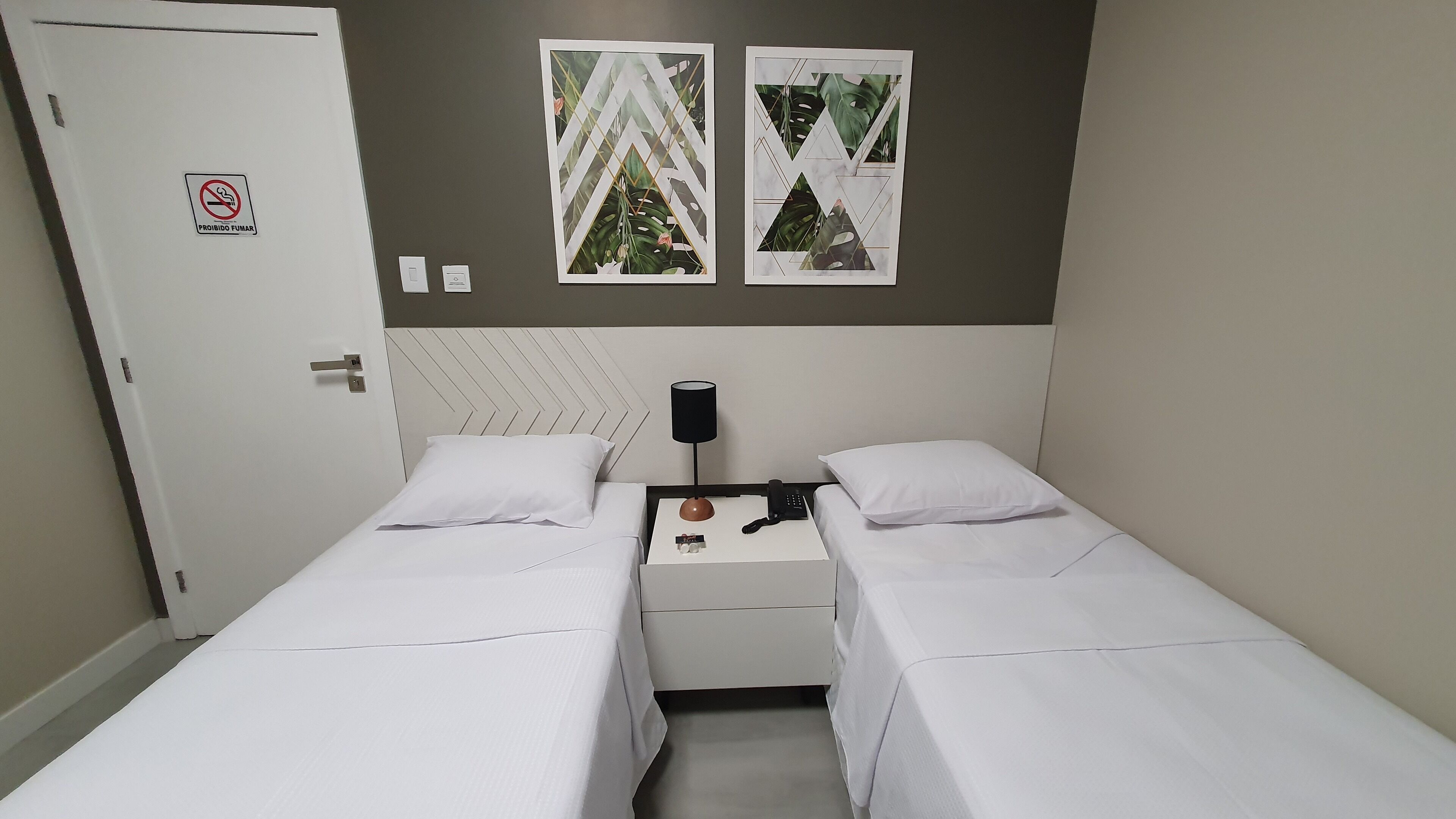 Dm Hotel
