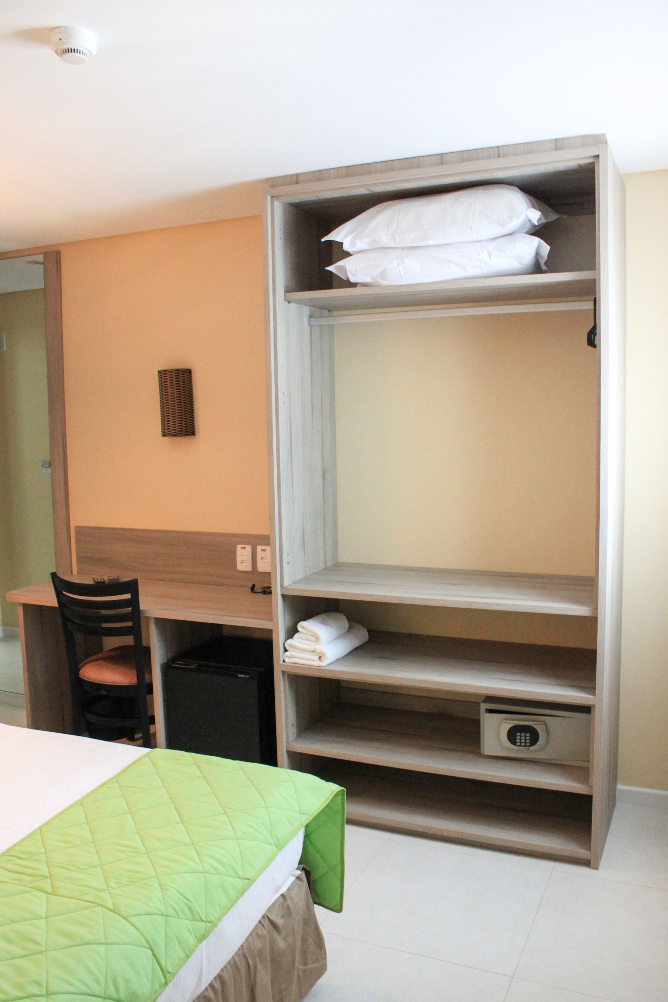 Anahí Hotel