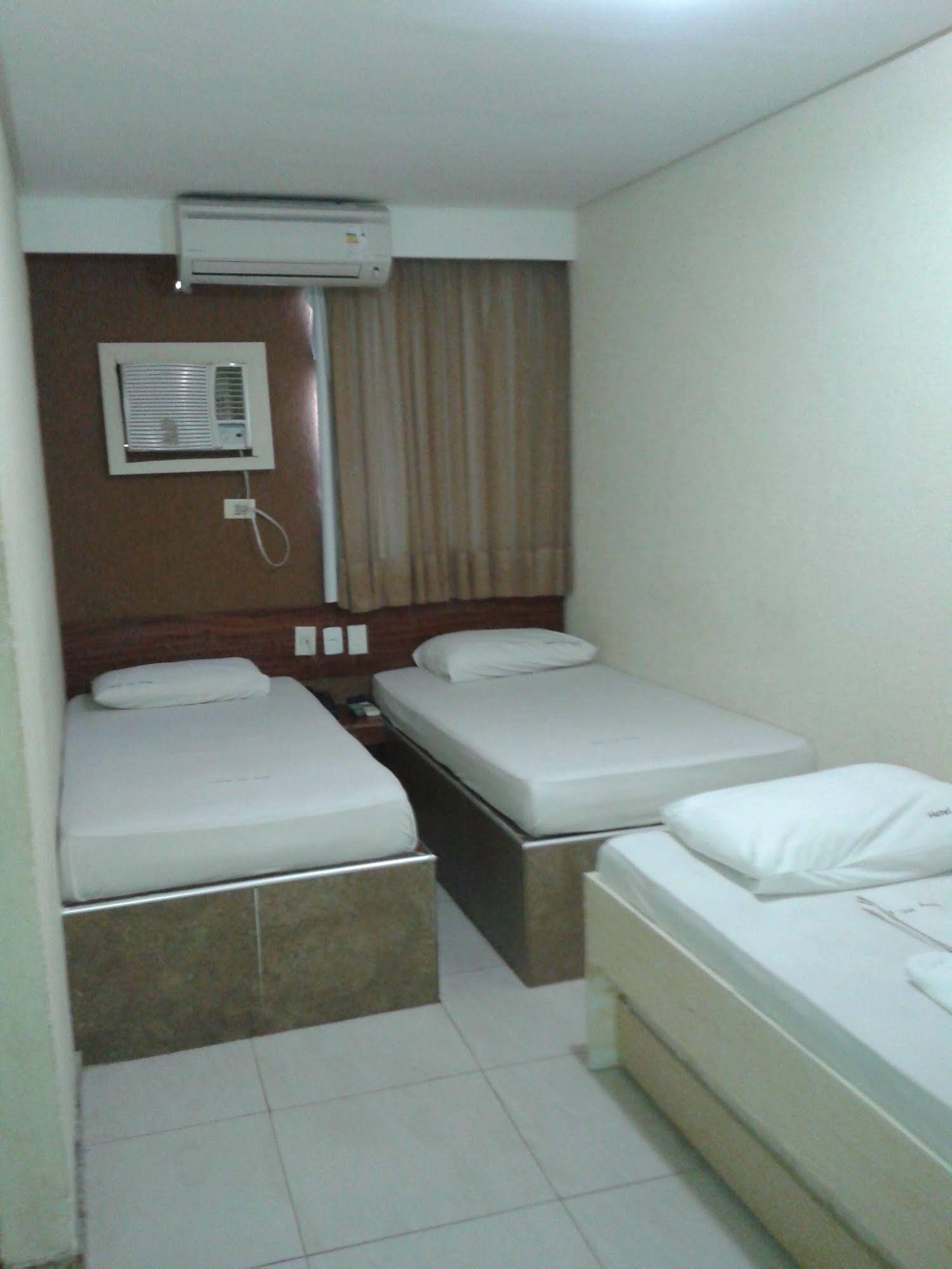 Hotel Uzi Praia