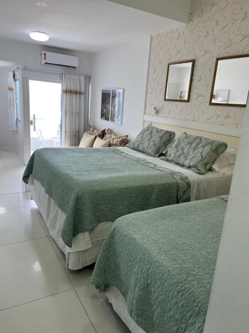Bahia Flat