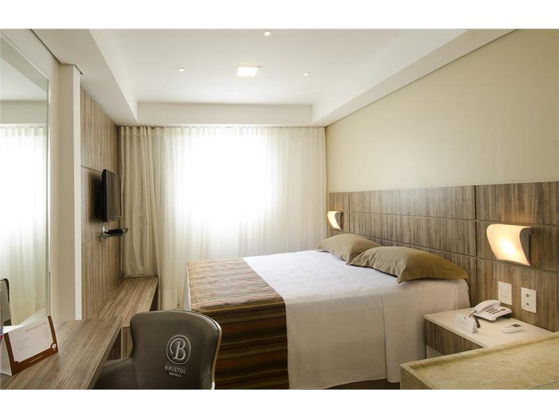 Profissionalle Hotel São Luís