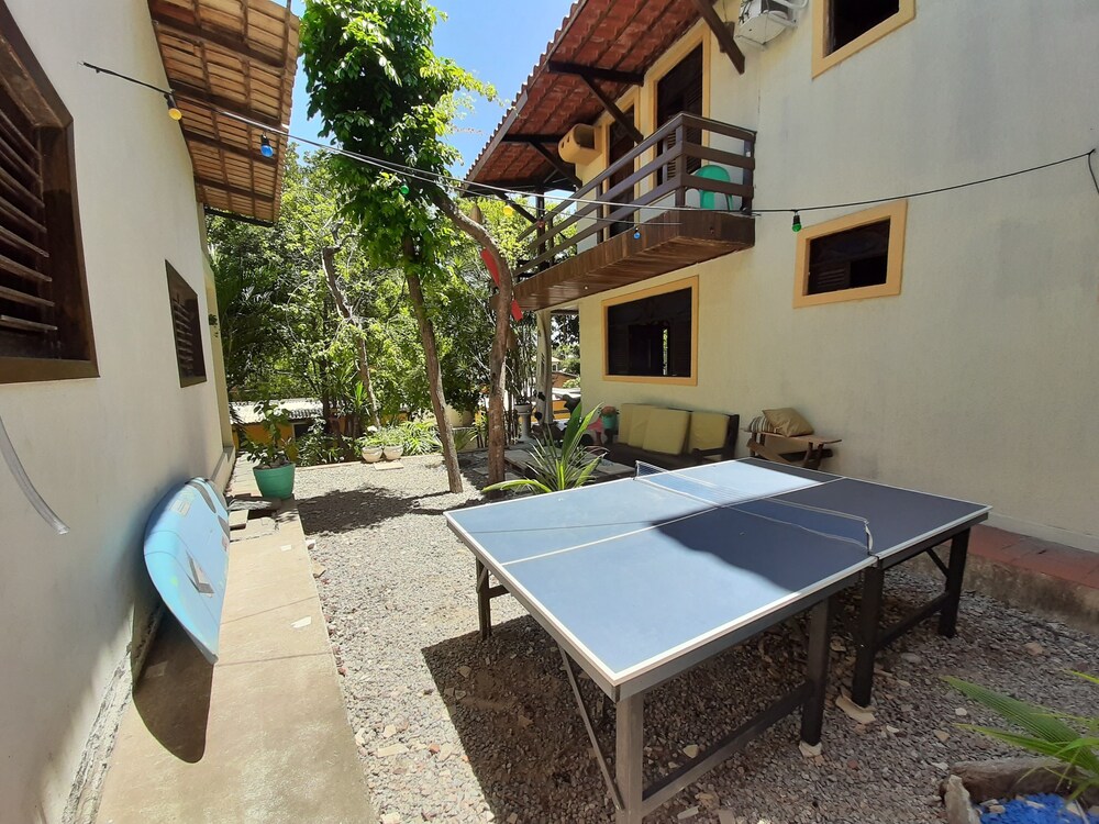 Macaco Surf Hostel