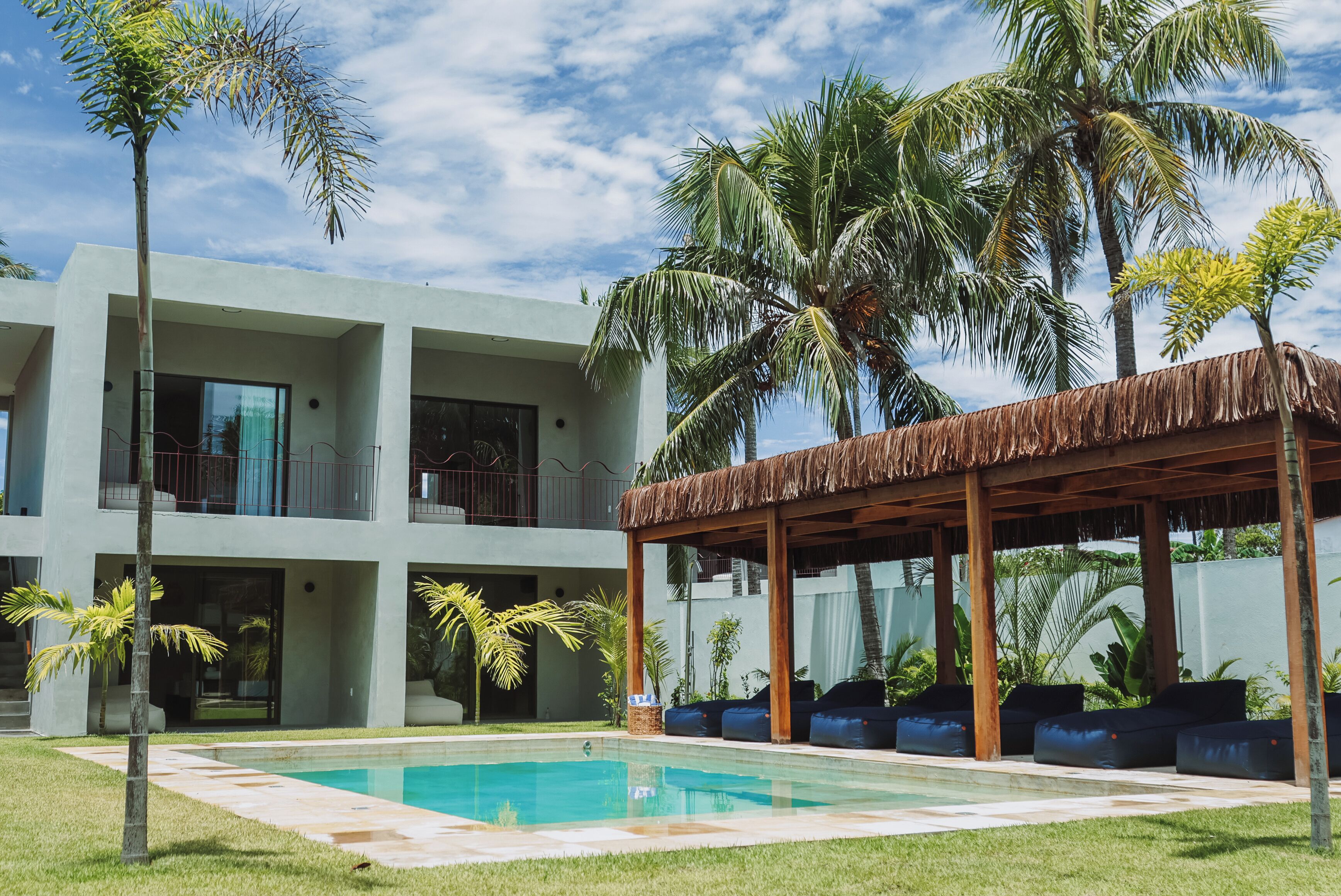 Luau Hotel