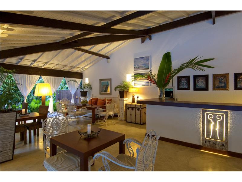 Etnia Casa Hotel