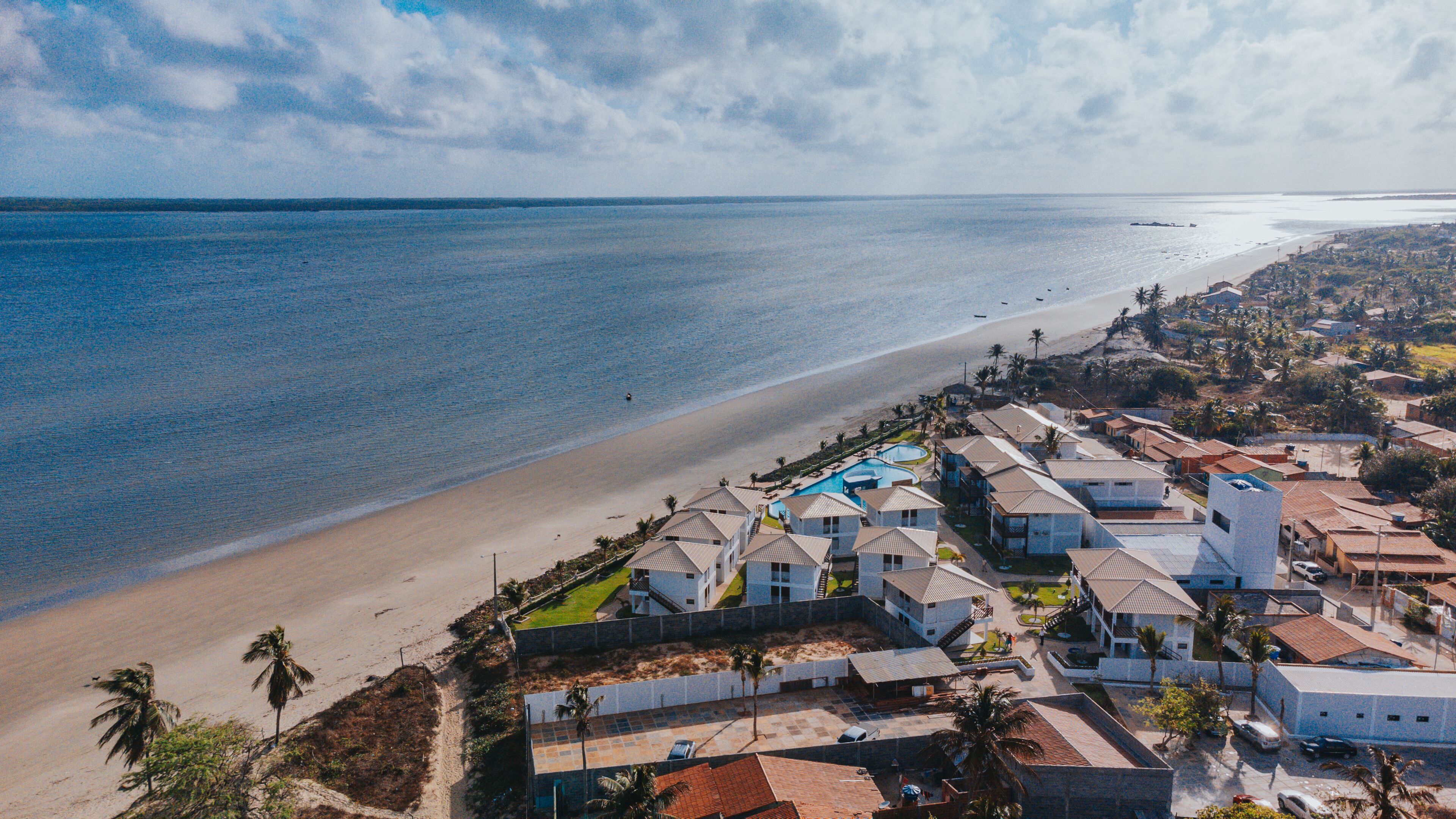 Oiti Beach Resort Tutoia