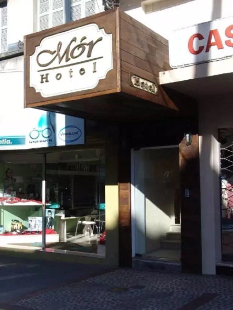 Hotel Mór
