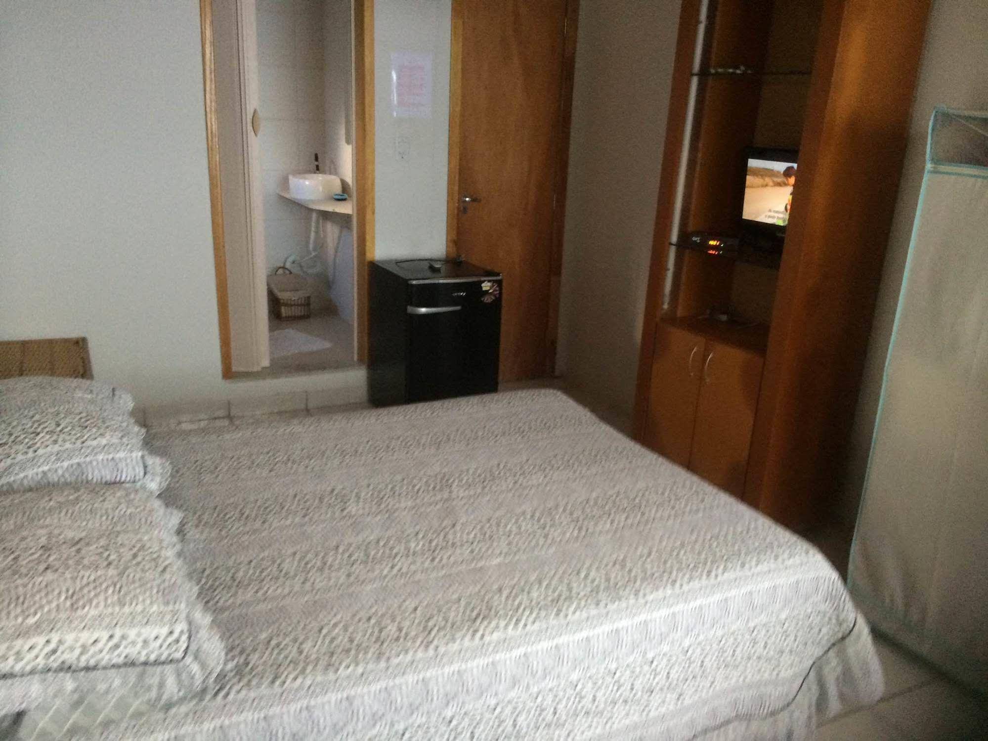 BC Paradise Hostel & Suites