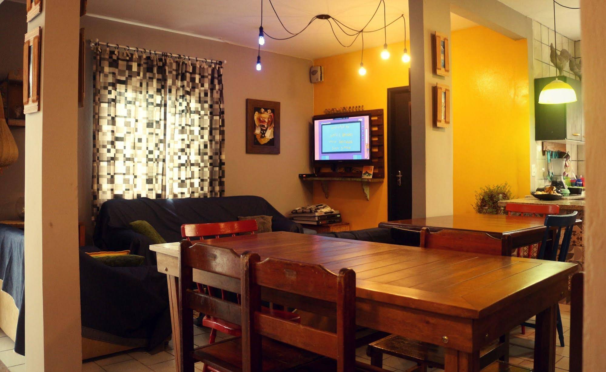 BC Paradise Hostel & Suites