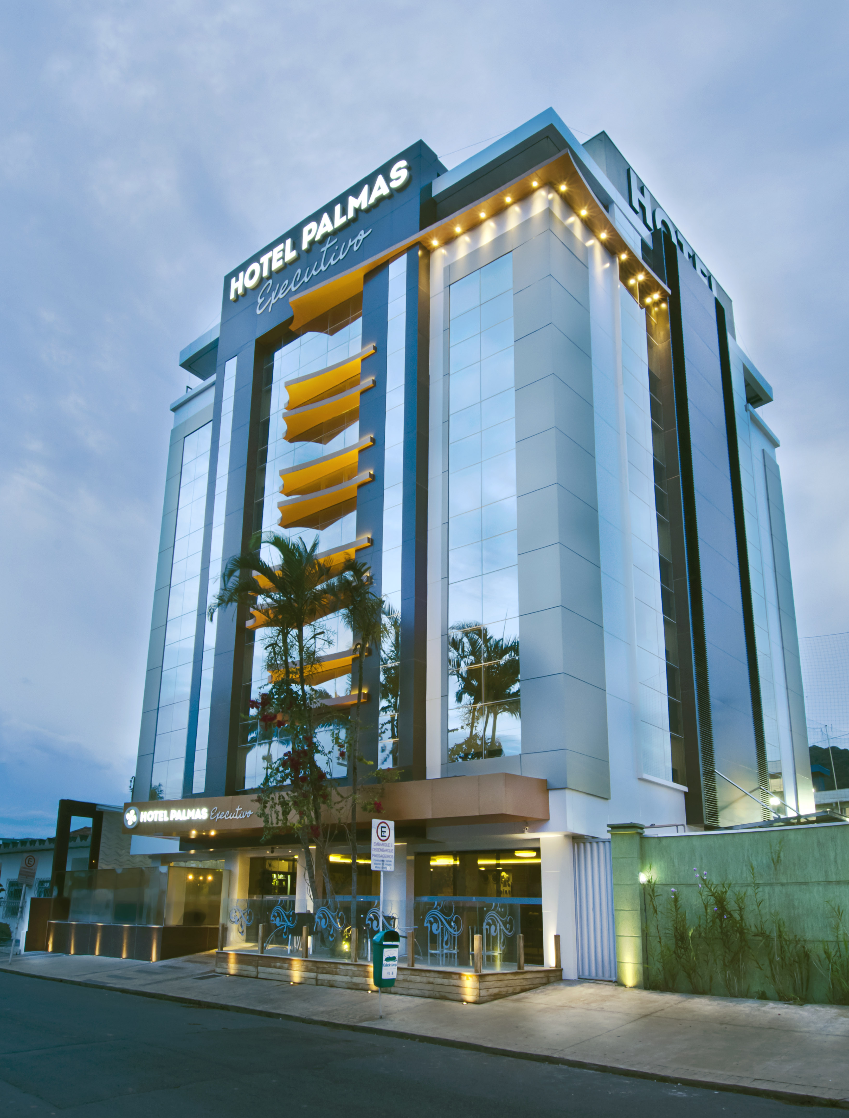 Hotel Palmas Executivo