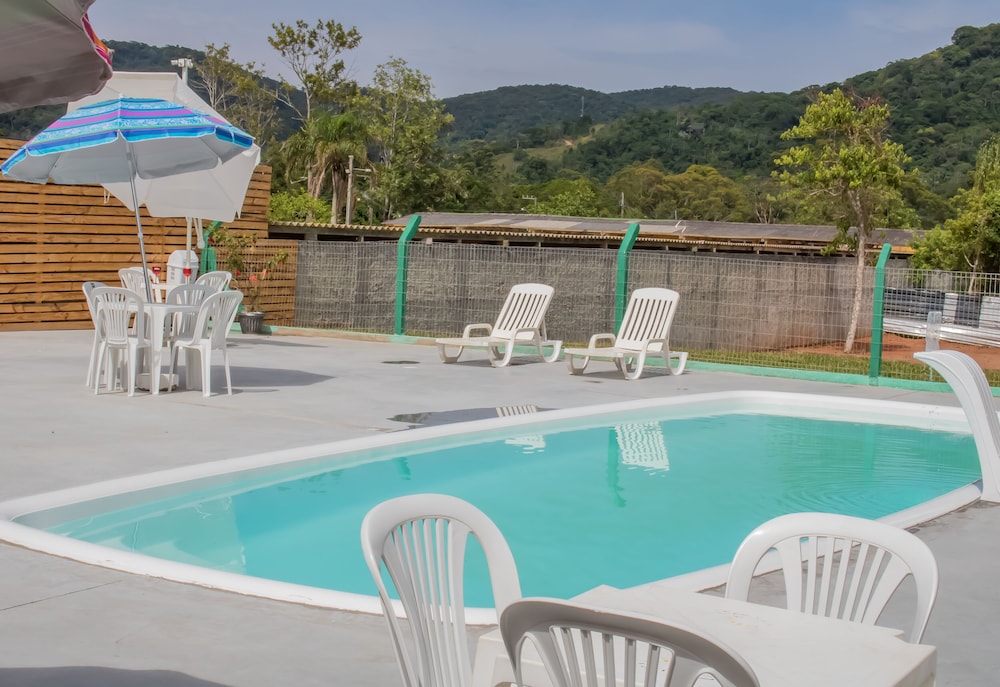 Paraíso do Estaleirinho - Baln Camboriú