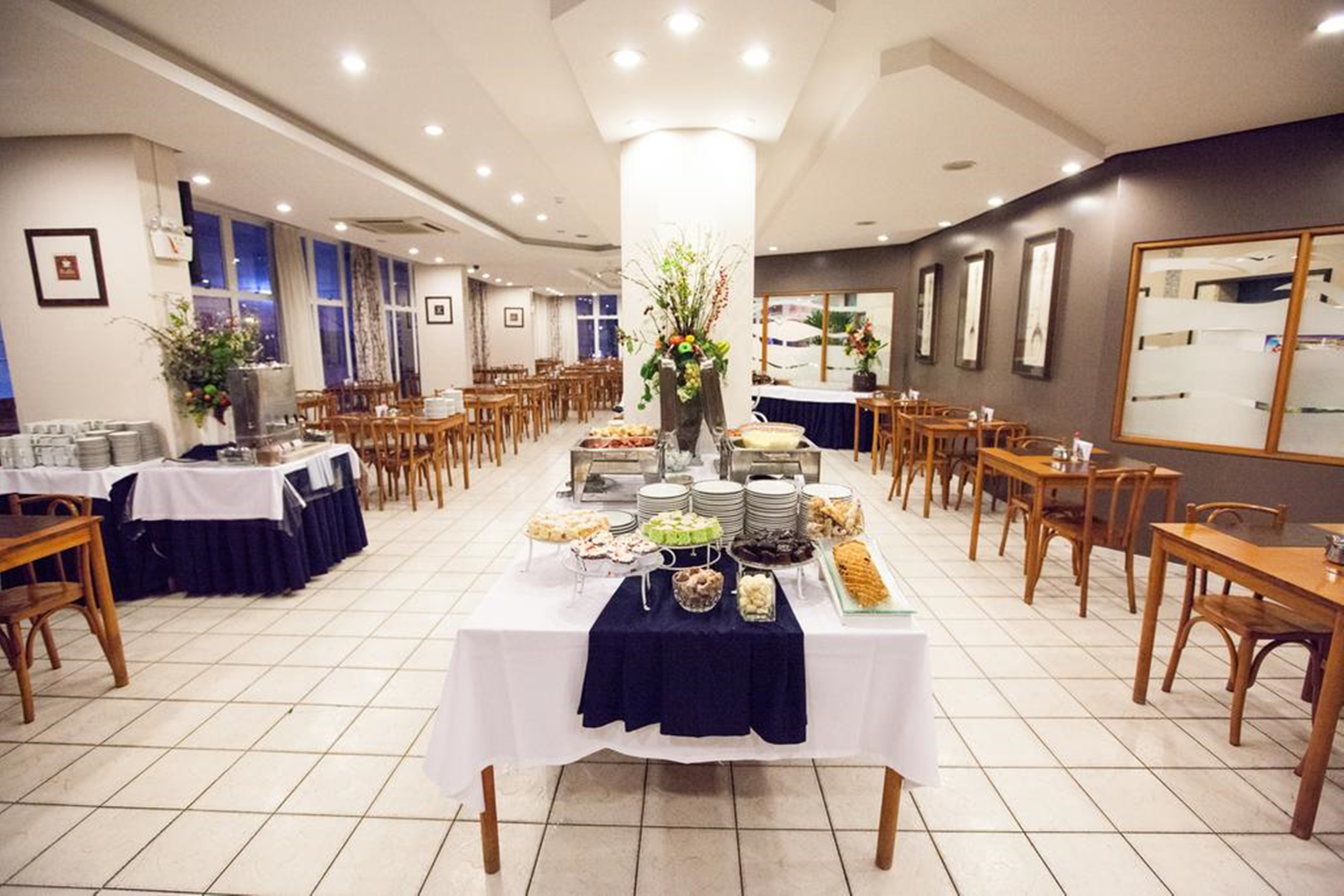 Hotel Plaza Camboriú