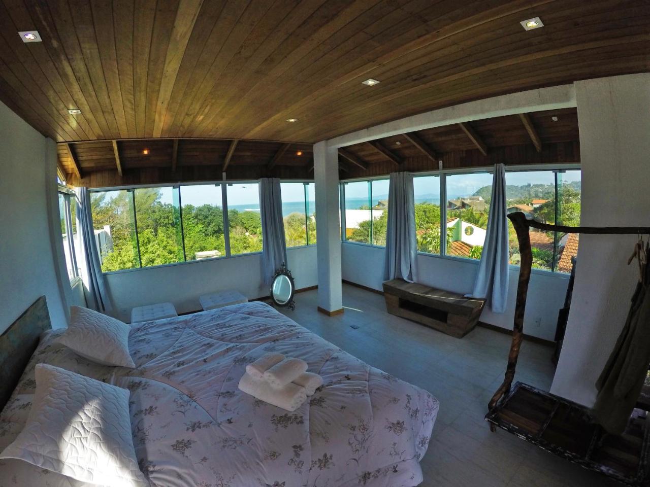 Pousada Estaleiro Village