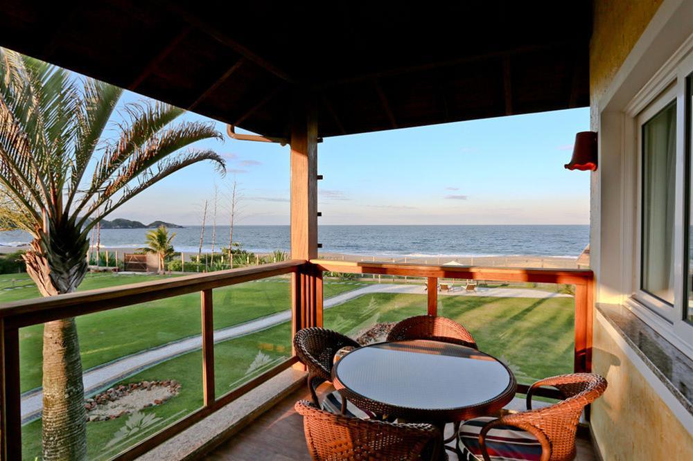 Praia Do Estaleiro Guest House