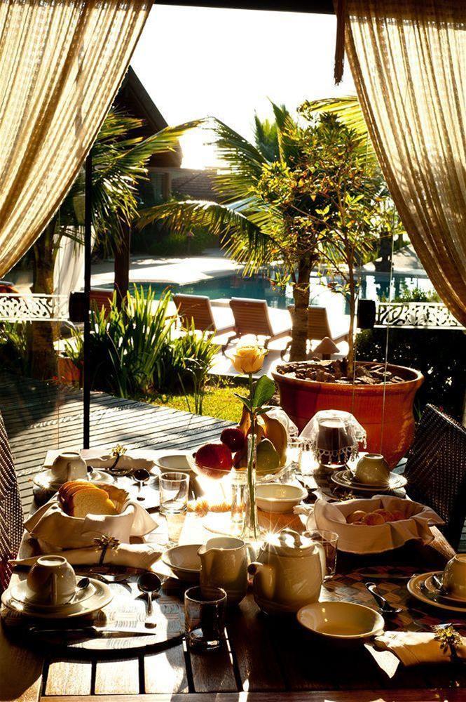 Praia Do Estaleiro Guest House