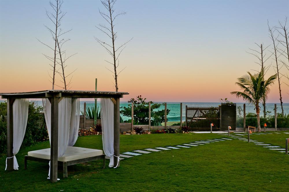 Praia Do Estaleiro Guest House