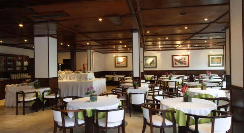 Costa Verde Beach Hotel