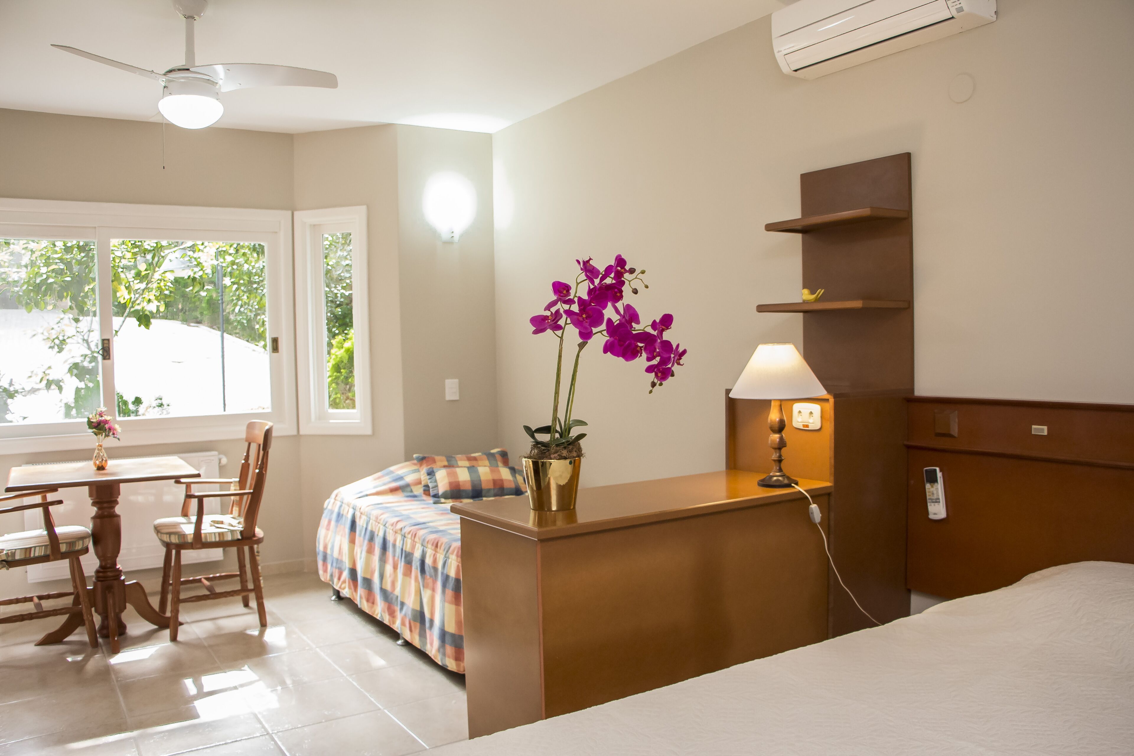 Hotel Pousada Pinheiros Do Caracol