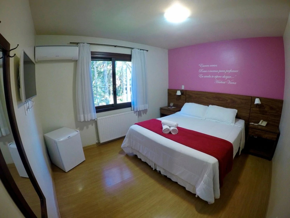 Pousada Pinhão e Poesia