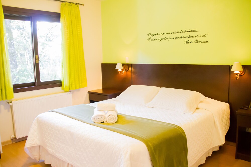 Pousada Pinhão e Poesia