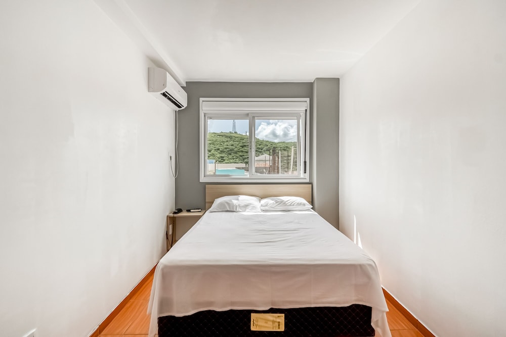 Hotel Cangucu by OYO Rooms