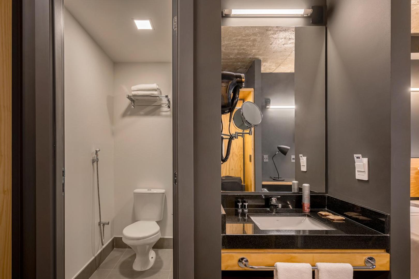 Hotel Intercity Canoas