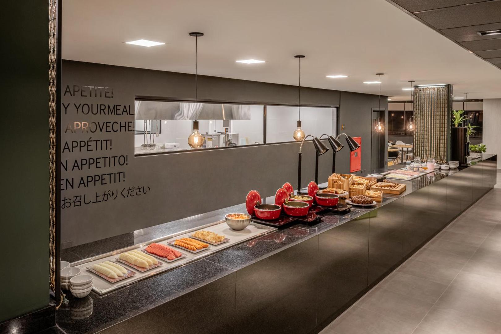 Hotel Intercity Canoas