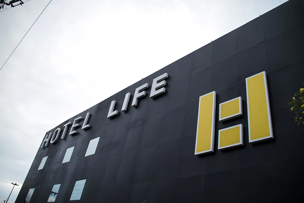 Hotel Life