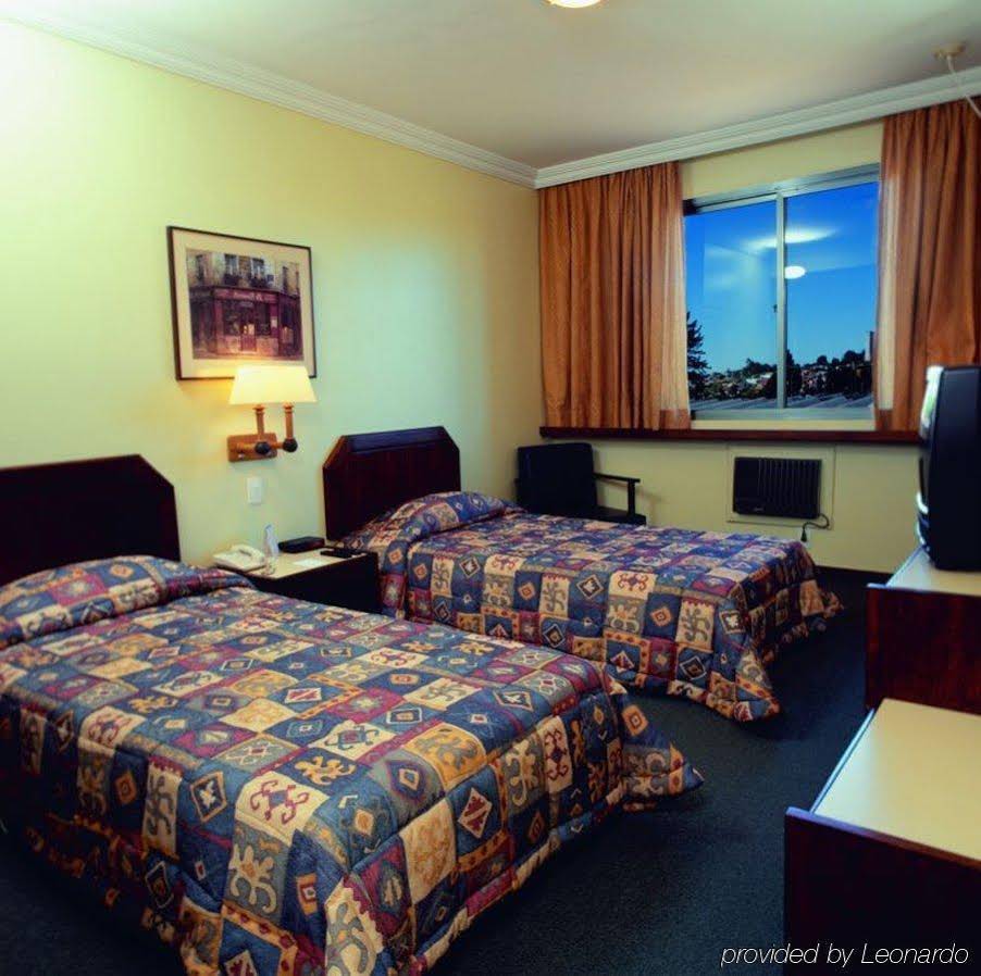 Hotel Deville Express Cascavel