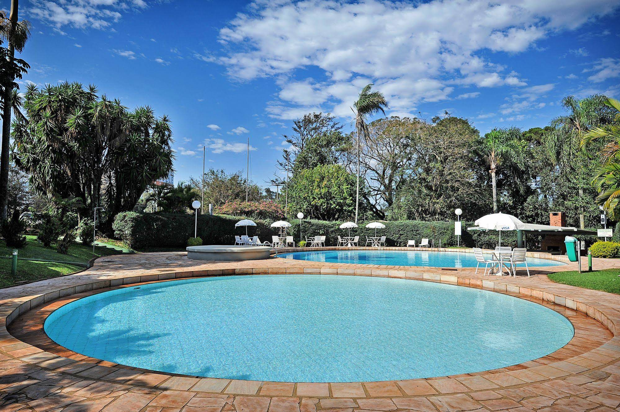 Hotel Deville Express Cascavel