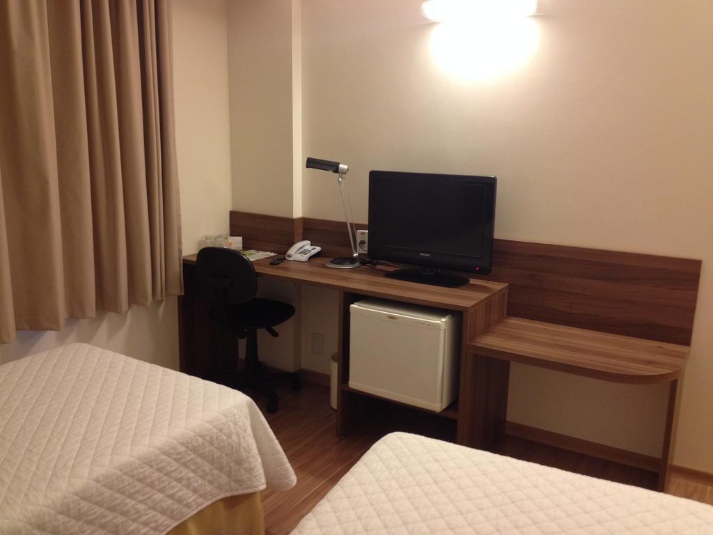 Mogano Business Hotel