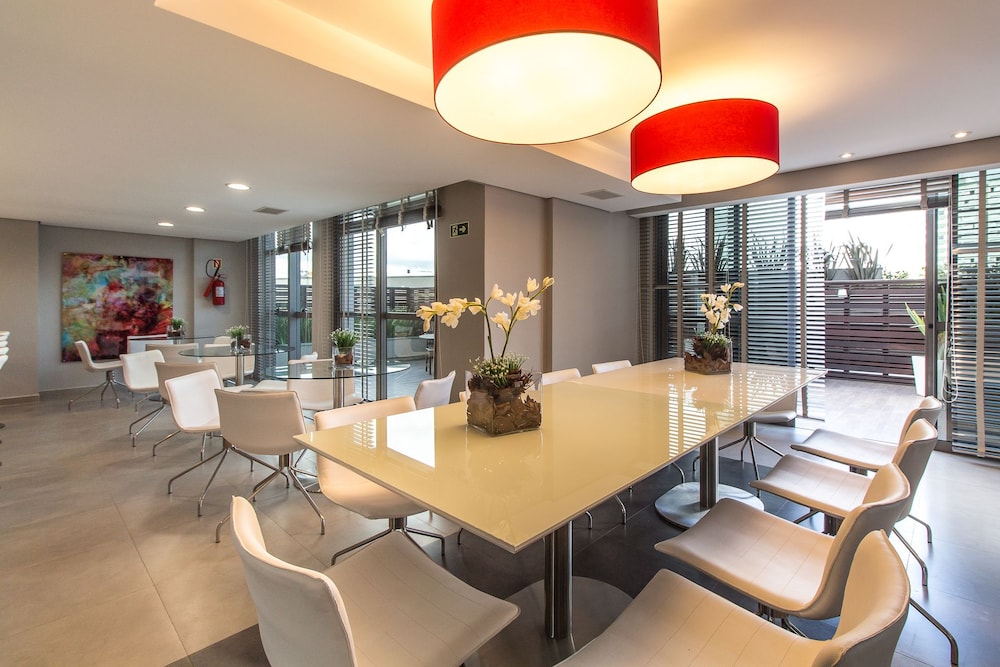 7th Avenue - Oxford Residence