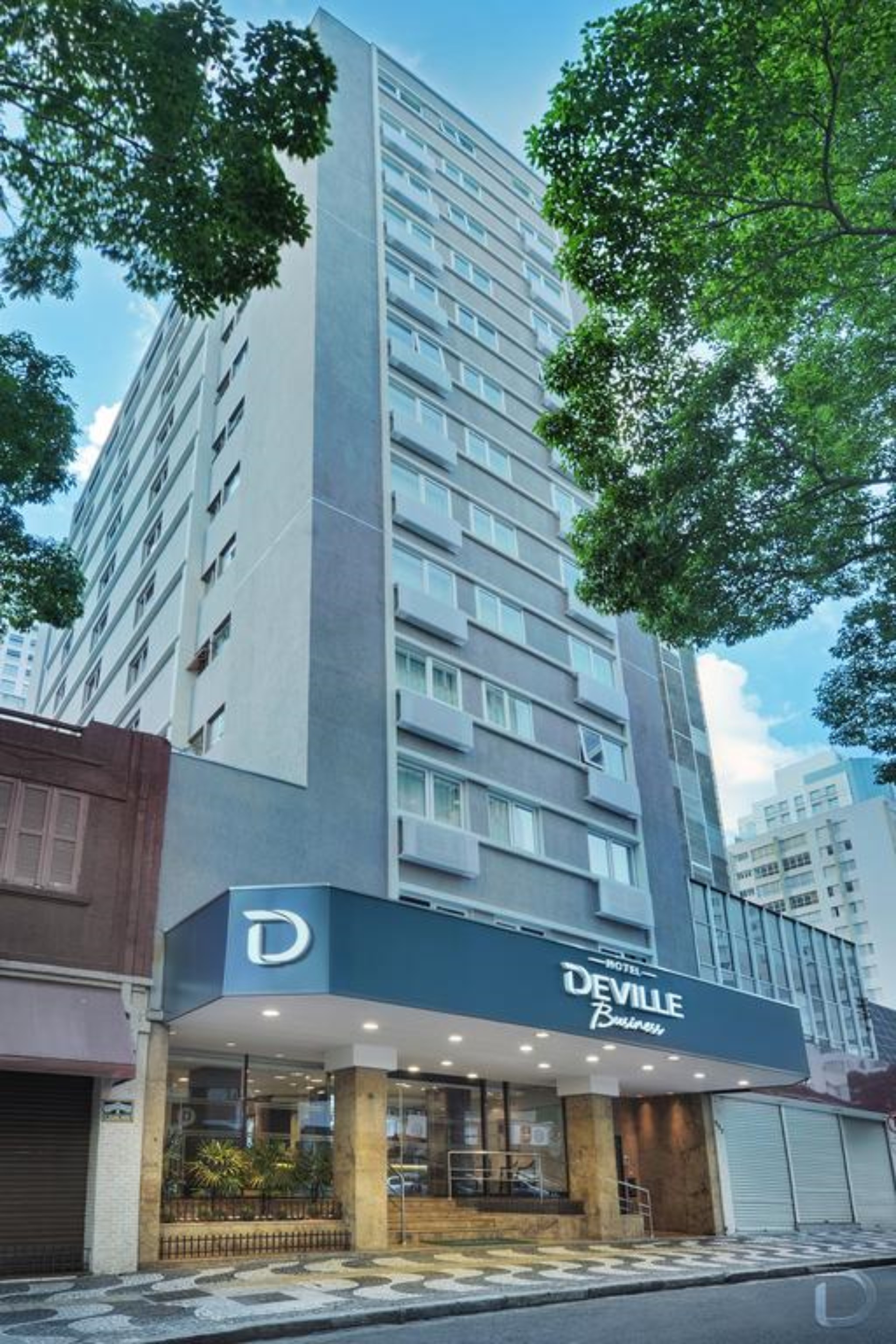 Hotel Deville Curitiba Batel