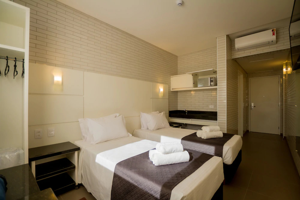 Hotel Confiance Barigui