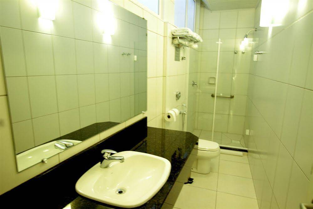 Hotel Confiance Prime Batel