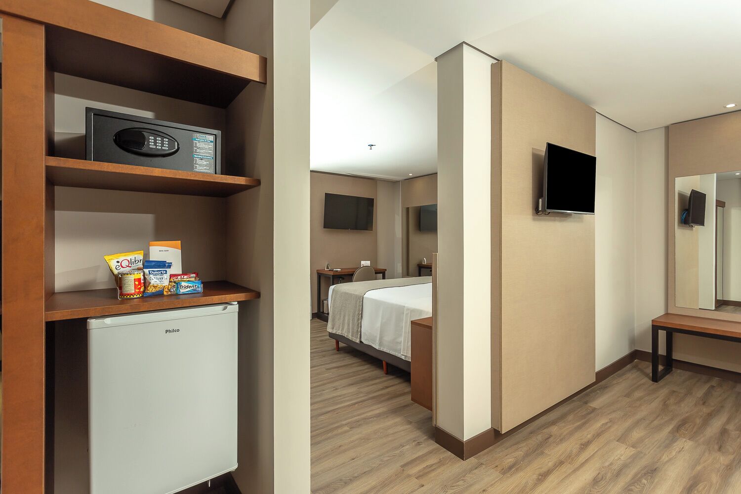 Roochelle Convention By Nobile