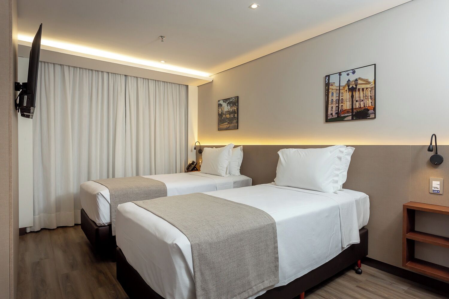 Roochelle Convention By Nobile